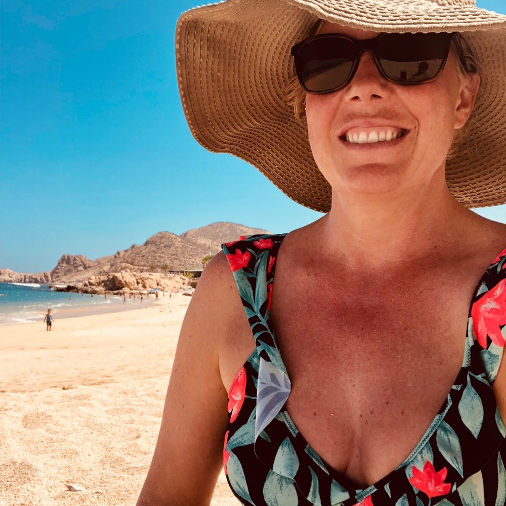 Meet your Posher, Liz